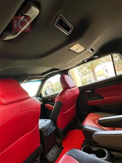 تۆیۆتا هایلاندەر